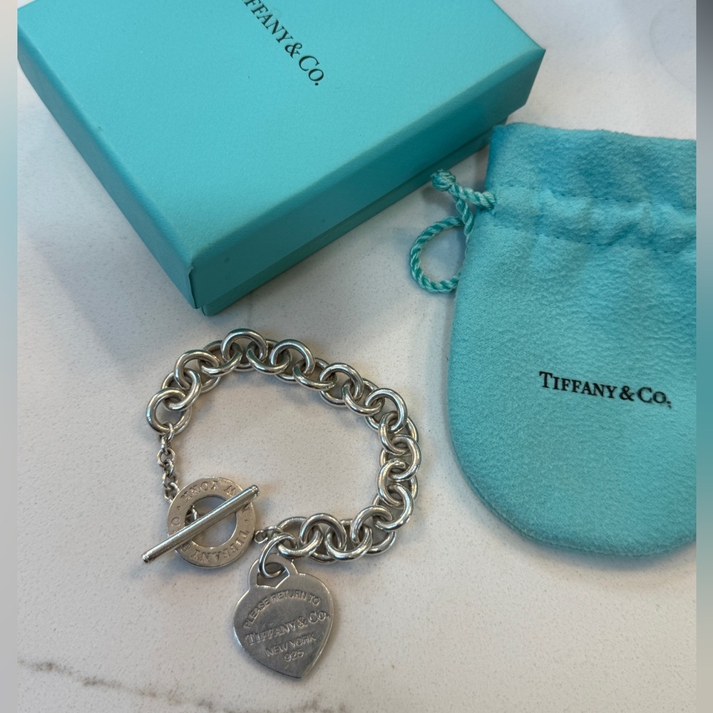 Tiffany & Co. Return to Tiffany Heart Tag Toggle Bracelet
